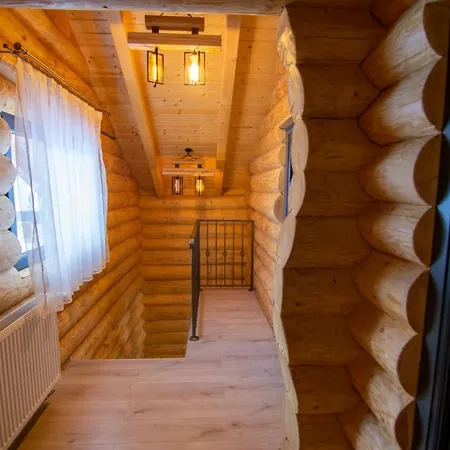 Villa Delut Borsa (Maramures)